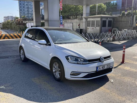  Volkswagen Golf 1.5 TSi Comfortline 2020 Model  53.500 km  Açılabilir Cam Tavanlı 