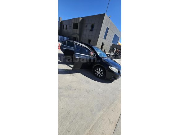 Sahibinden Toyota Corolla 1.4 D-4D Comfort 2010 Model