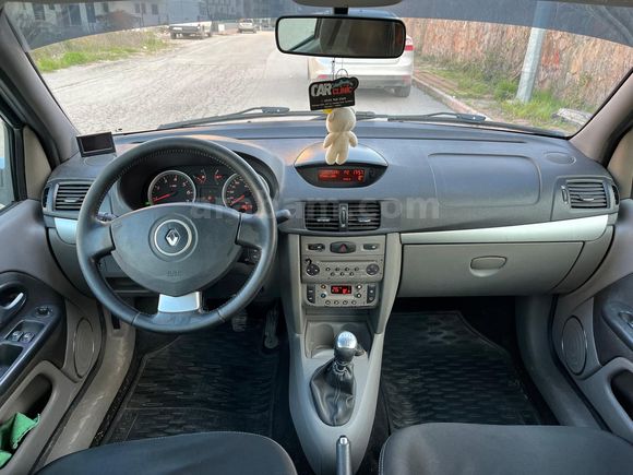 Sahibinden Renault Symbol 1.4 Expression Plus 2011 Model