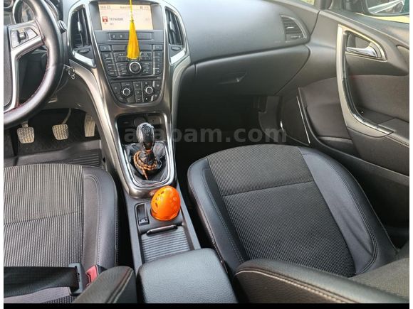 Sahibinden Opel Astra 1.6 Cosmo 2010 Model