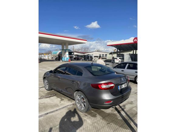 Memurdan Renault Fluence 1.5 dCi Icon 2015 Model 