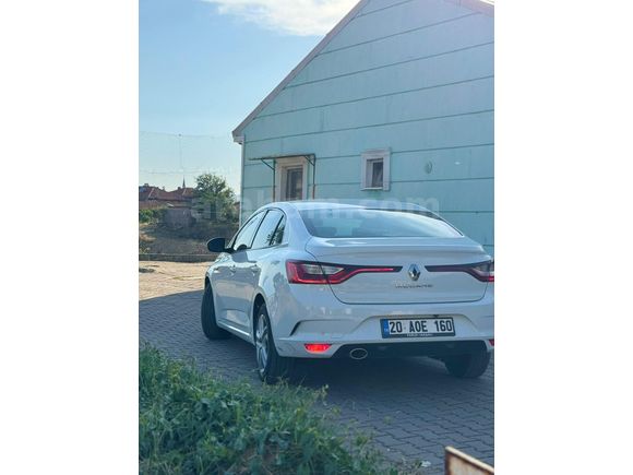 Sahibinden Renault Megane 1.3 TCe Joy 2020 Model