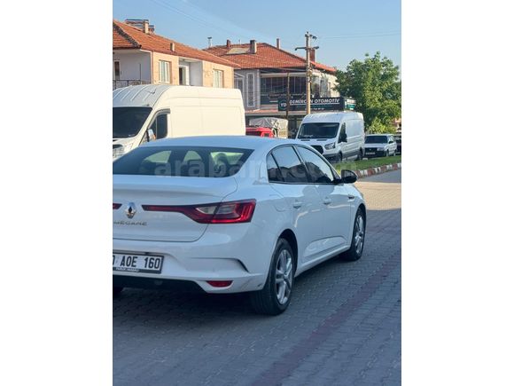 Sahibinden Renault Megane 1.3 TCe Joy 2020 Model
