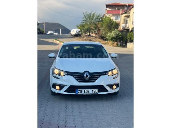 Sahibinden Renault Megane 1.3 TCe Joy 2020 Model