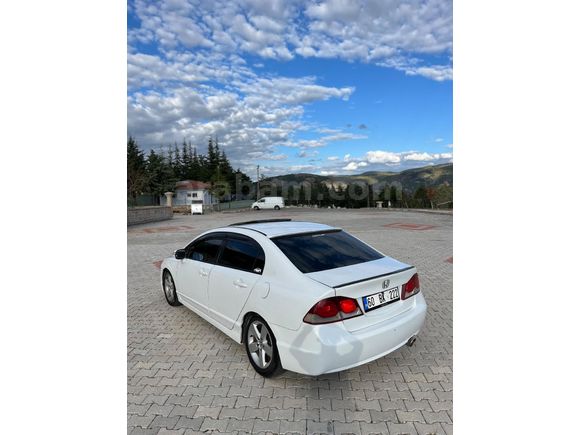 Sahibinden Honda Civic 1.6i VTEC Elegance 2011 Model