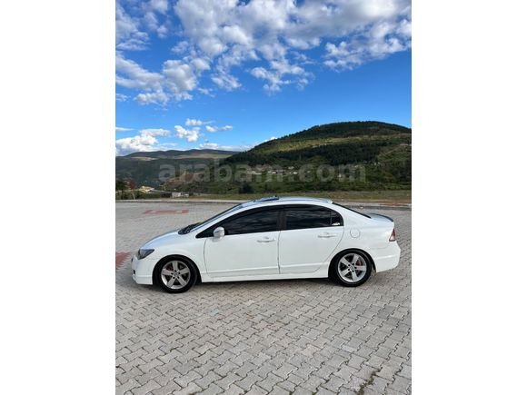 Sahibinden Honda Civic 1.6i VTEC Elegance 2011 Model