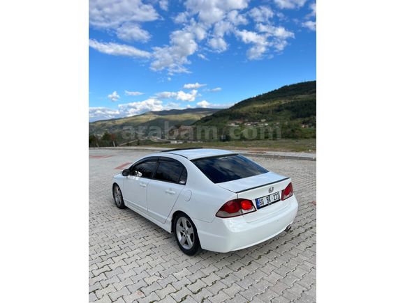 Sahibinden Honda Civic 1.6i VTEC Elegance 2011 Model