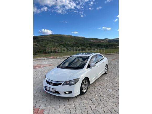 Sahibinden Honda Civic 1.6i VTEC Elegance 2011 Model