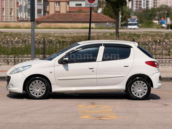 Galeriden Peugeot 206+ 1.4 Comfort 2011 Model Ordu