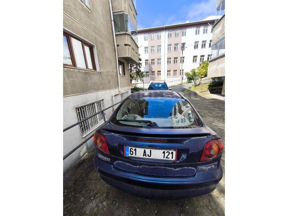 Sahibinden Renault Megane 1.6 Coupe Dynamique 2001 Model