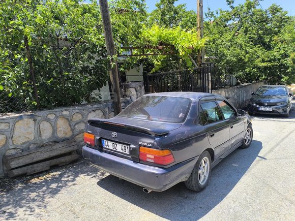 Sahibinden Toyota Corolla 1.3 XE 1998 Model