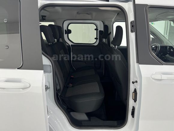 otomobil Ford Tourneo Courier 1.5 EcoBlue Deluxe