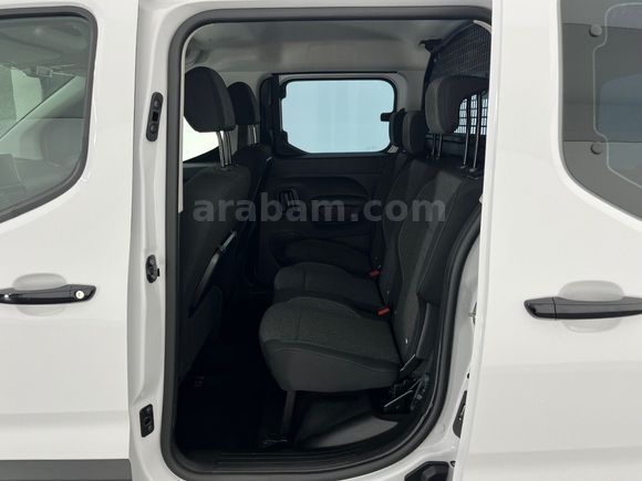 otomobil Opel Combo 1.5 D Essential