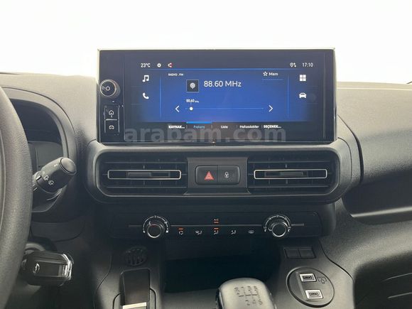 otomobil Opel Combo 1.5 D Essential
