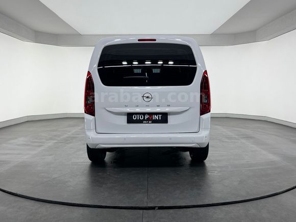 otomobil Opel Combo 1.5 D Essential