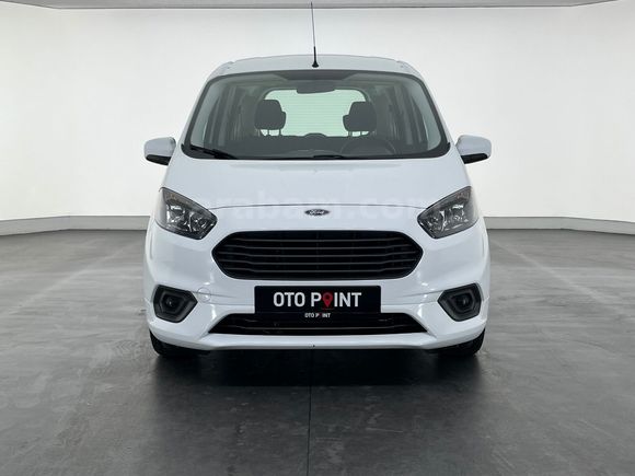 otomobil Ford Tourneo Courier 1.5 TDCI Deluxe