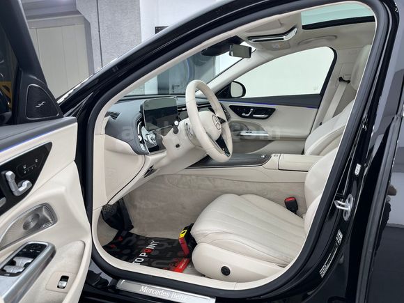 otomobil Mercedes-Benz E Serisi E 220 d Edition 1 Exclusive 4Matic