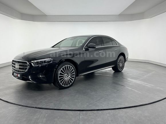 otomobil Mercedes-Benz E Serisi E 220 d Edition 1 Exclusive 4Matic