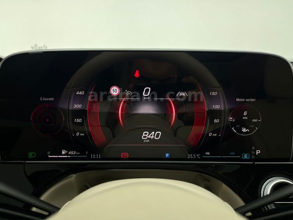 otomobil Mercedes-Benz E Serisi E 220 d Edition 1 Exclusive 4Matic