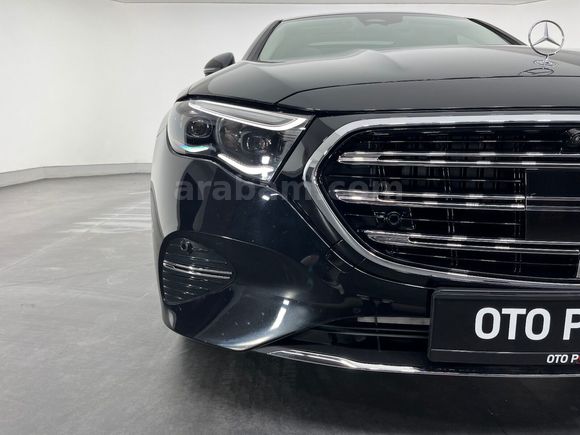 otomobil Mercedes-Benz E Serisi E 220 d Edition 1 Exclusive 4Matic