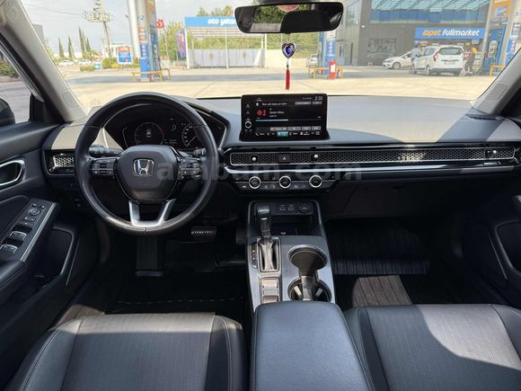 Sahibinden Honda Civic 1.5 i-VTEC Eco Executive Plus 2023 Model 
