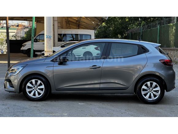  Renault Clio 1.0 TCe Joy 2023 Model İstanbul