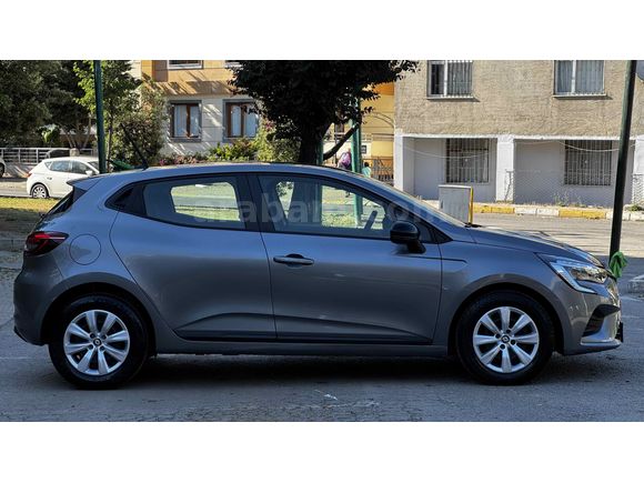  Renault Clio 1.0 TCe Joy 2023 Model İstanbul