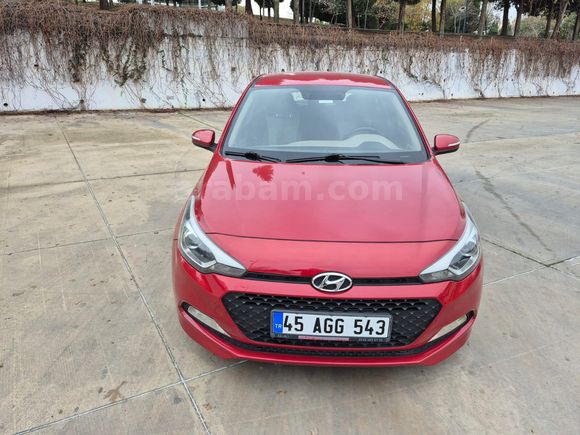 Sahibinden Hyundai i20 1.2 MPI Style 2015 Model