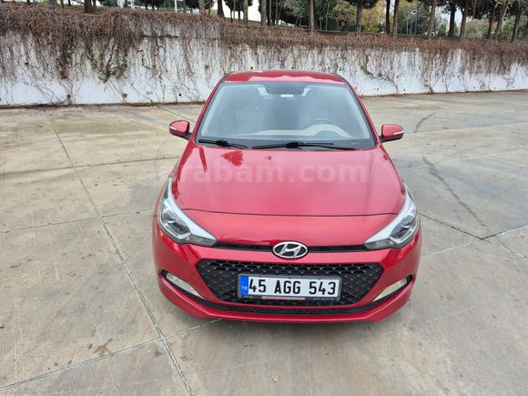 Sahibinden Hyundai i20 1.2 MPI Style 2015 Model