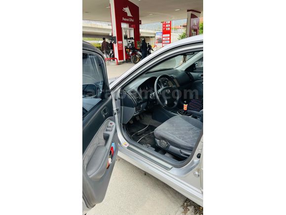 Sahibinden Honda Civic 1.6i VTEC ES 2005 Model 
