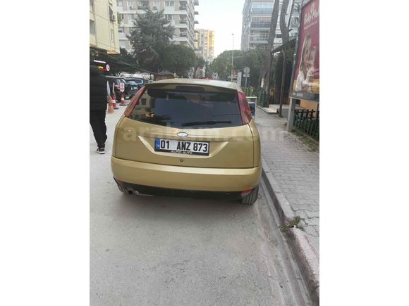 Sahibinden Ford Focus 1.6 Ghia 2000 Model 