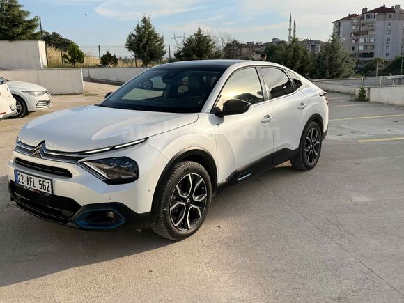 Sahibinden Citroen e-C4 X Shine Bold 2023 Model  65.000 km Beyaz