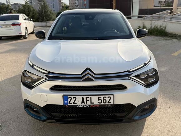 Sahibinden Citroen e-C4 X Shine Bold 2023 Model  65.000 km Beyaz