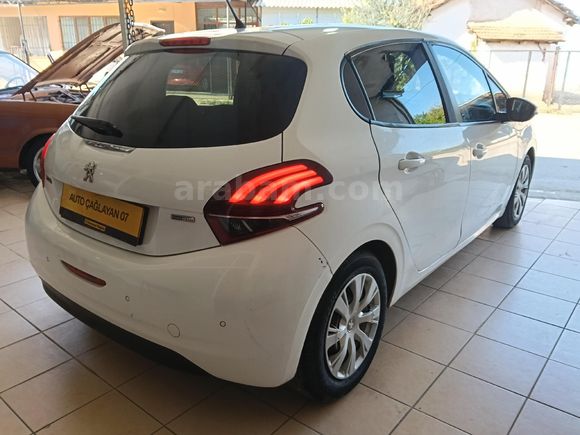 Peugeot 208 1.2 PureTech Active 2017 Model Antalya