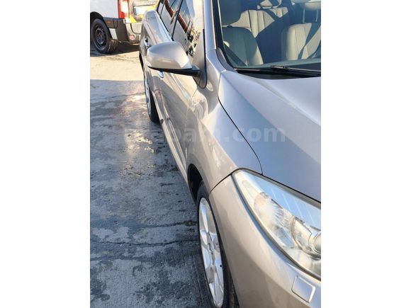 Sahibinden Renault Fluence 1.5 dCi Privilege 2011 Model