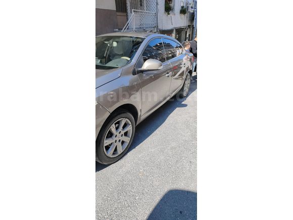 Sahibinden Renault Fluence 1.5 dCi Privilege 2011 Model