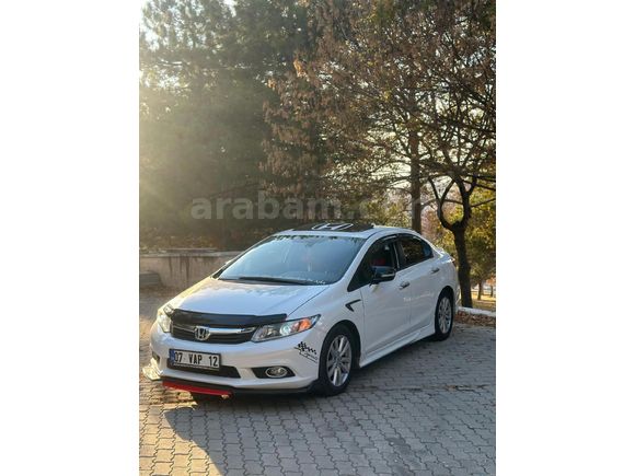 Sahibinden Honda Civic 1.6i VTEC Eco Elegance 2014 Model