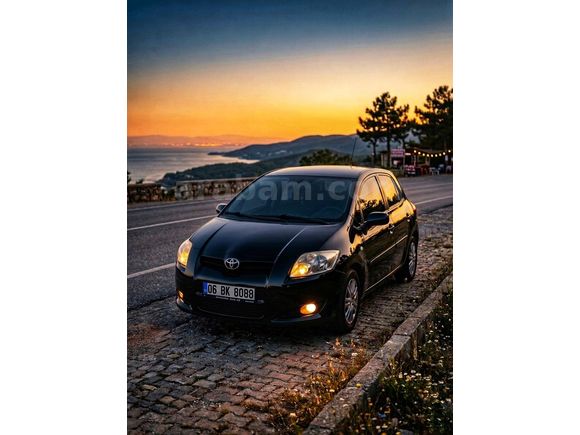 Sahibinden Toyota Auris 1.6 Comfort 2008 Model  278.000 km Siyah