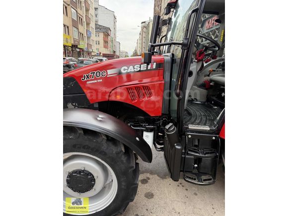 CASE İH JX70C fulll 2023 model sıfır ayarında krediye uygun