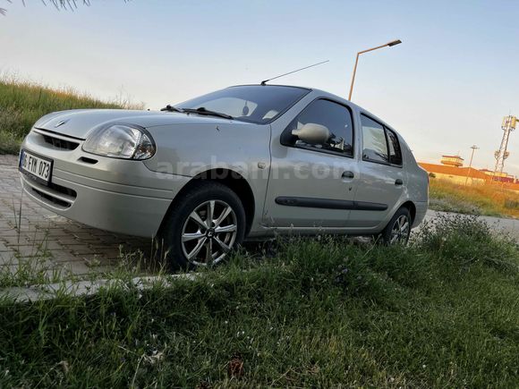 Sahibinden Renault Clio 1.4 RNA 2000 Model 