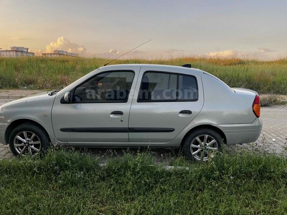 Sahibinden Renault Clio 1.4 RNA 2000 Model 