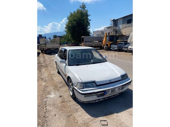 Sahibinden Honda Civic 1.4 L 1990 Model  345.000 km Beyaz