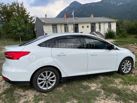 Sahibinden Ford Focus 1.6 Ti-VCT Titanium 2015 Model