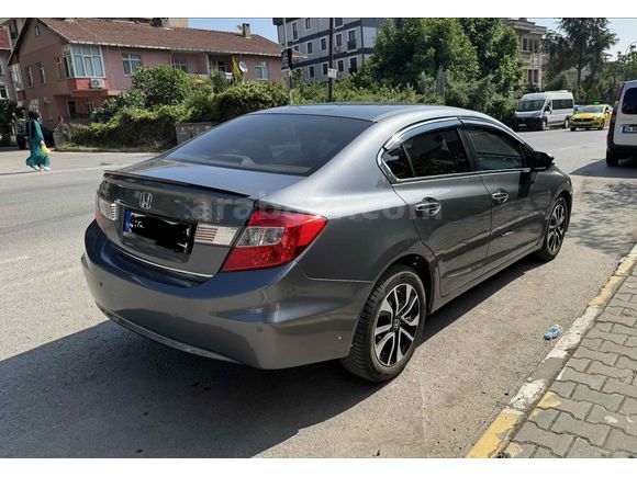 Sahibinden Honda Civic 1.6i VTEC Elegance 2015 Model 