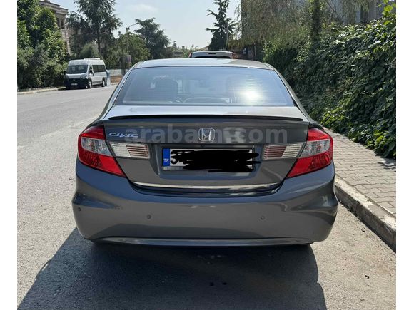 Sahibinden Honda Civic 1.6i VTEC Elegance 2015 Model 