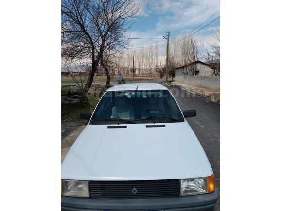 Sahibinden Renault R 9 1.4 Broadway 1992 Model