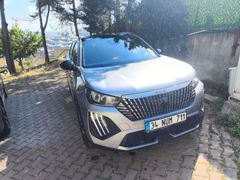 Sahibinden Peugeot 2008 1.2 PureTech Allure 2025 Model düşük km