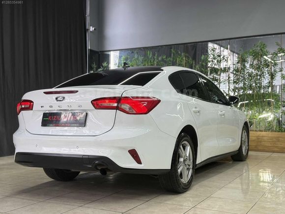 KIZIL AUTO'DAN KAPUT TAVAN BAGAJ ORJ DÜŞÜK KM DEĞİŞENSİZ