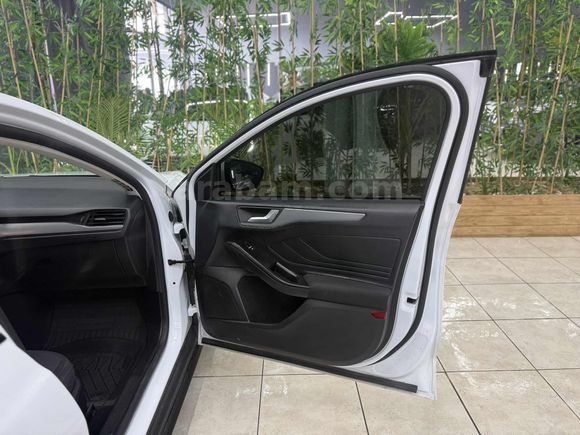 KIZIL AUTO'DAN KAPUT TAVAN BAGAJ ORJ DÜŞÜK KM DEĞİŞENSİZ
