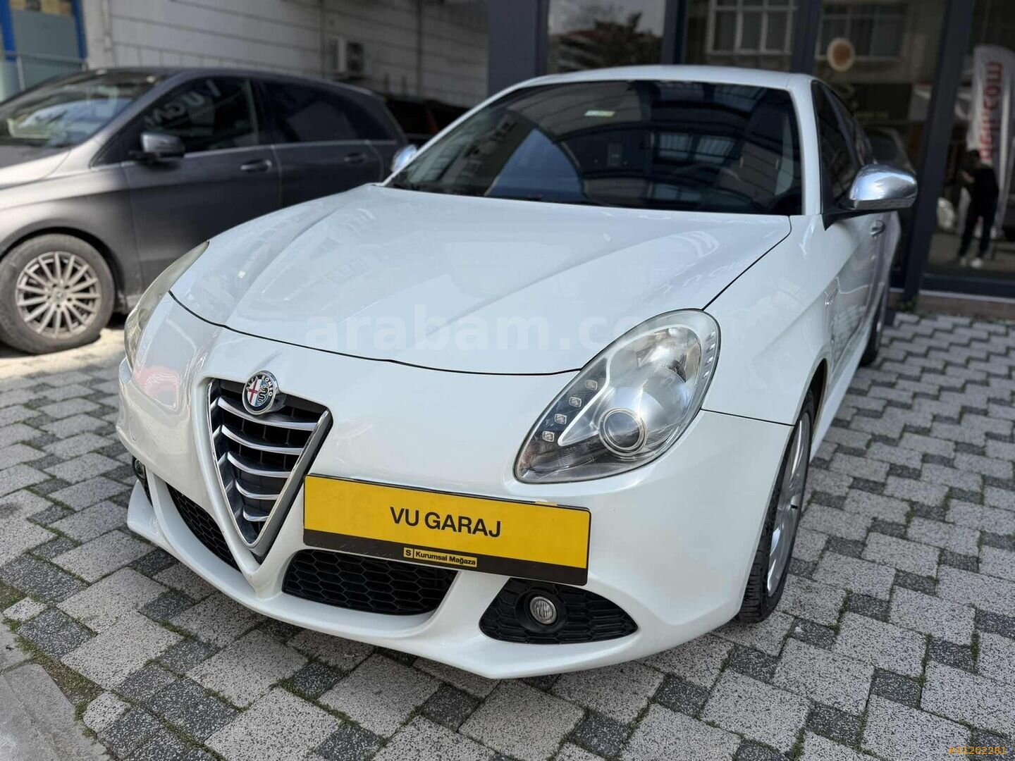 Galeriden Alfa Romeo Giulietta 1.6 JTD Distinctive 2013 Model İstanbul 145.500 km Beyaz 5